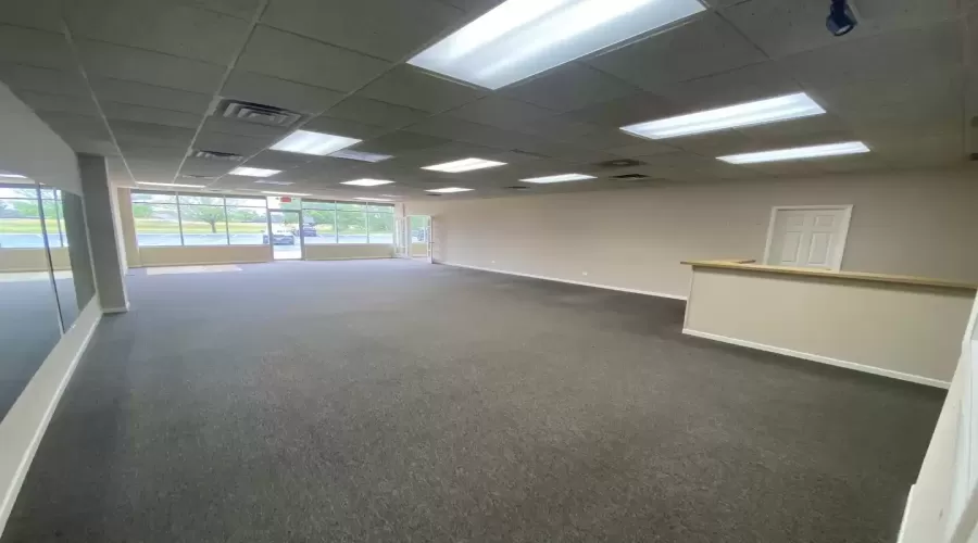 3581 Hennepin Drive, Joliet, Illinois 60431, ,Commercial Lease,For Rent,Hennepin,MRD11875327