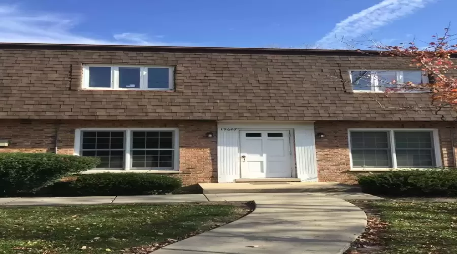 19647 Wolf Road, MOKENA, Illinois 60448, 2 Bedrooms Bedrooms, ,1 BathroomBathrooms,Residential Lease,For Rent,Wolf,MRD09789742