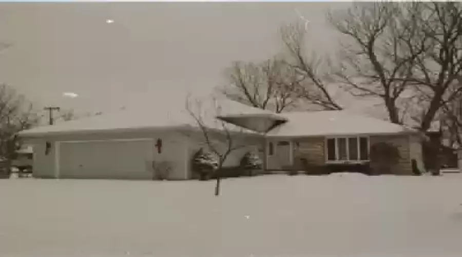 Bunker, Schererville, Indiana, 3 Bedrooms Bedrooms, ,2 BathroomsBathrooms,Residential,Sale,Bunker,GNR98000190