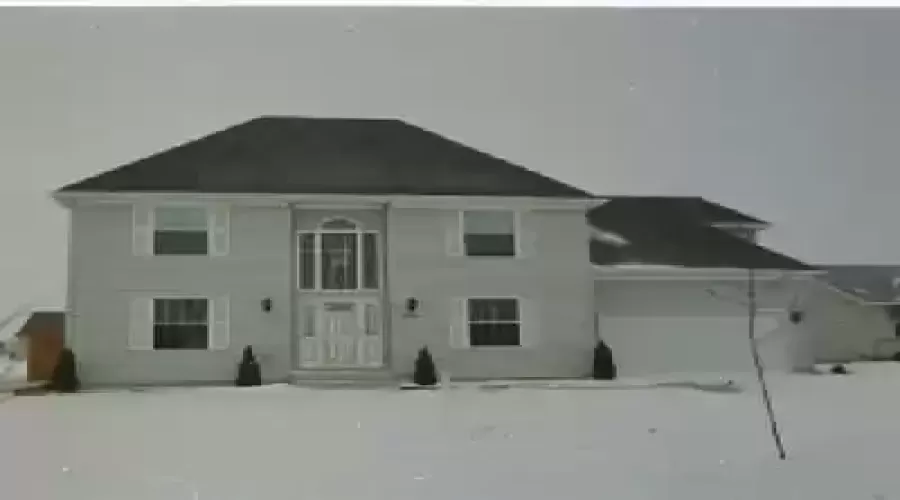 Fillmore, Merrillville, Indiana, 4 Bedrooms Bedrooms, ,3 BathroomsBathrooms,Residential,Sale,Fillmore,GNR98000645