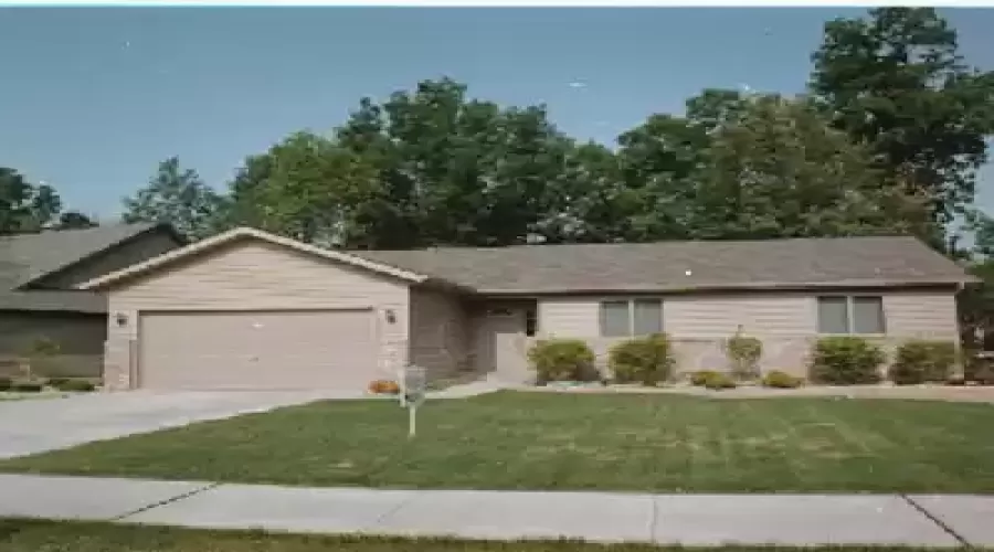 Kil Drive, Schererville, Indiana, 3 Bedrooms Bedrooms, ,2 BathroomsBathrooms,Residential,Sale,Kil,GNR98006428