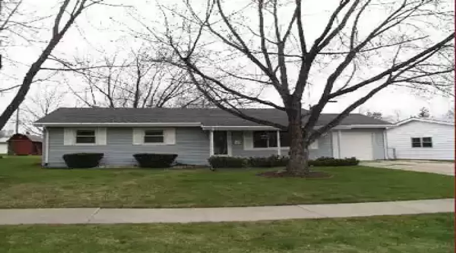 Maple Lane Place, Crown Point, Indiana, 3 Bedrooms Bedrooms, ,2 BathroomsBathrooms,Residential,Sale,Maple Lane,GNR99003560
