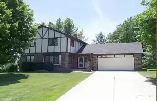 Greenvalley Drive, Crown Point, Indiana, 3 Bedrooms Bedrooms, ,3 BathroomsBathrooms,Residential,Sale,Greenvalley,GNR99007165