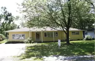 38th Place, Hobart, Indiana, 3 Bedrooms Bedrooms, ,1 BathroomBathrooms,Residential,Sale,38th,GNR99007788