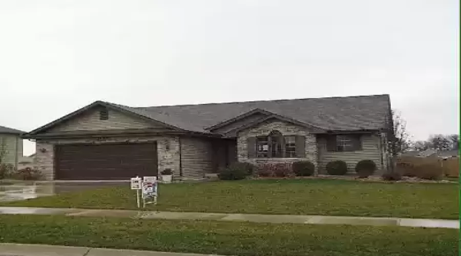 Deertrail Drive, Dyer, Indiana, 3 Bedrooms Bedrooms, ,3 BathroomsBathrooms,Residential,Sale,Deertrail,GNR99014518