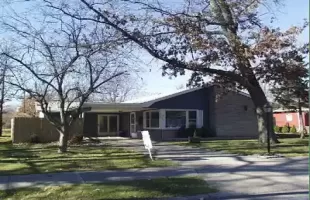 Crestwood Drive, Hobart, Indiana, 3 Bedrooms Bedrooms, ,2 BathroomsBathrooms,Residential,Sale,Crestwood,GNR99013941