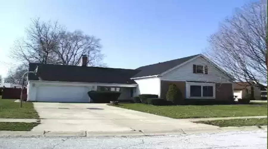 64th Avenue, Merrillville, Indiana, 3 Bedrooms Bedrooms, ,2 BathroomsBathrooms,Residential,Sale,64th,GNR3259