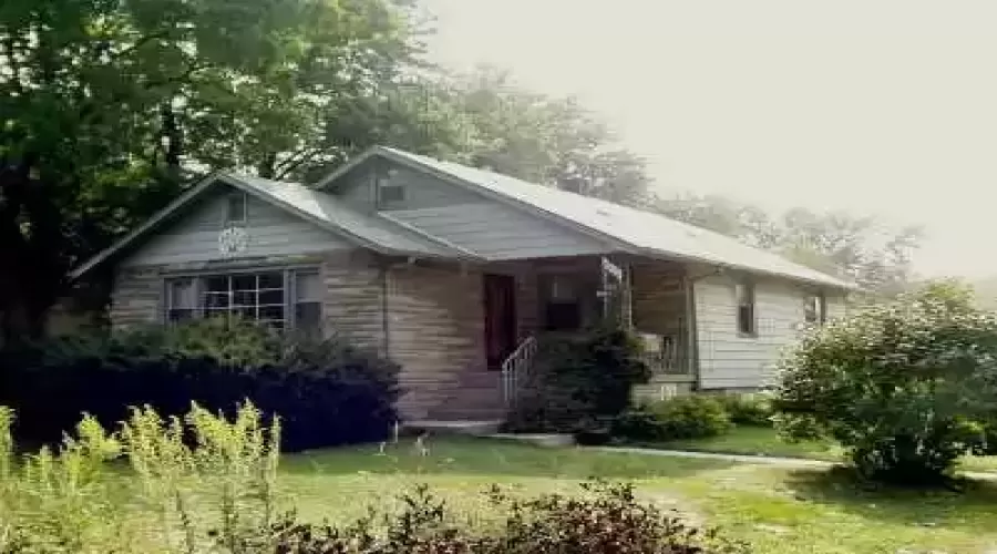 Marquette, Schererville, Indiana, 3 Bedrooms Bedrooms, ,1 BathroomBathrooms,Residential,Sale,Marquette,GNR20701