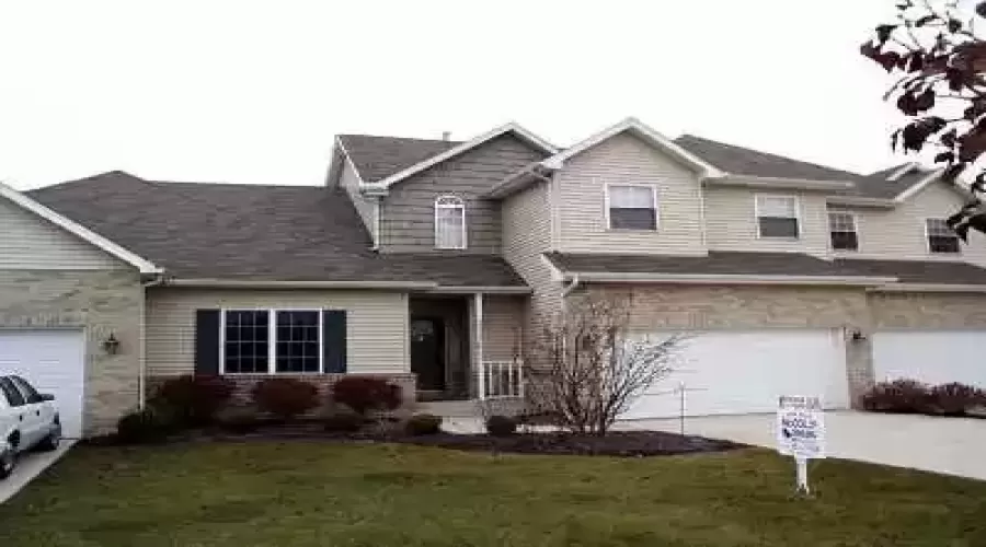 Victoria Place, Crown Point, Indiana, 2 Bedrooms Bedrooms, ,2 BathroomsBathrooms,Residential,Sale,Victoria,GNR26254