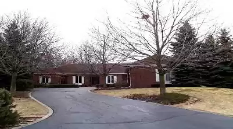 St. Andrews Drive, Schererville, Indiana, 4 Bedrooms Bedrooms, ,4 BathroomsBathrooms,Residential,Sale,St. Andrews,GNR31345