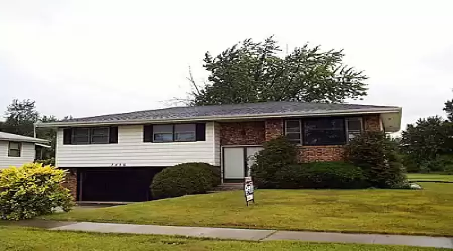 Hendricks, Merrillville, Indiana, 3 Bedrooms Bedrooms, ,1 BathroomBathrooms,Residential,Sale,Hendricks,GNR41014