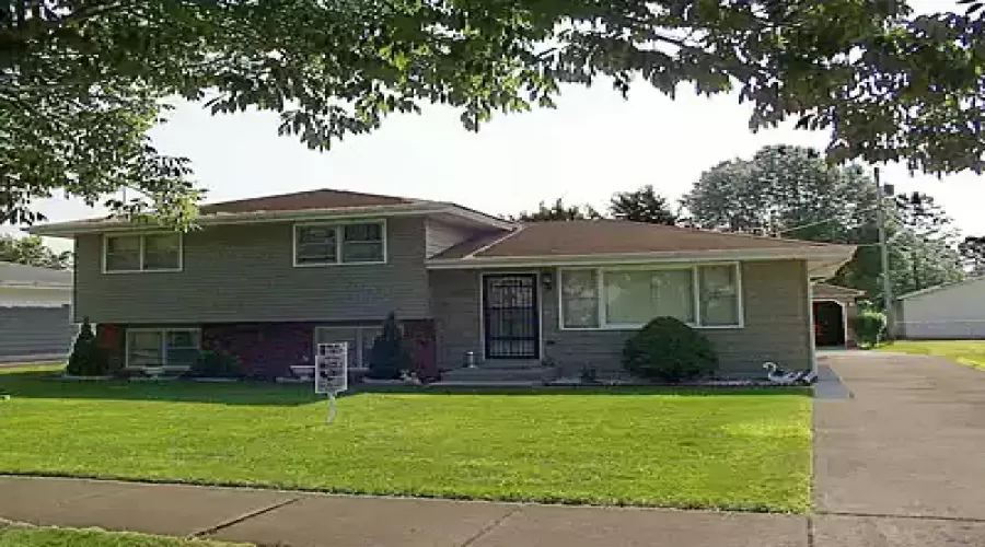 LIVERPOOL Road, Hobart, Indiana, 3 Bedrooms Bedrooms, ,2 BathroomsBathrooms,Residential,Sale,LIVERPOOL,GNR40134