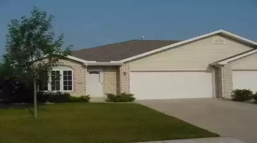 Ranch Duplex Brick and Vinly. Two car garage Drywall.  finish laundry off Garage.