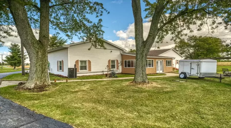 159th Avenue, Lowell, Indiana, 3 Bedrooms Bedrooms, ,2 BathroomsBathrooms,Residential,Sale,159th,GNR520607