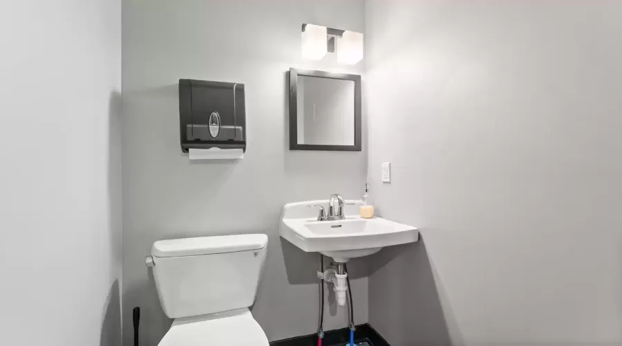 1st Floor Private Bathroom