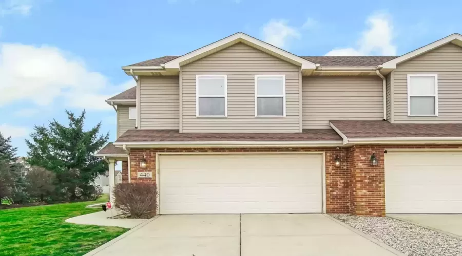 77th Avenue, Merrillville, Indiana, 3 Bedrooms Bedrooms, ,3 BathroomsBathrooms,Residential,Sale,77th,GNR544748