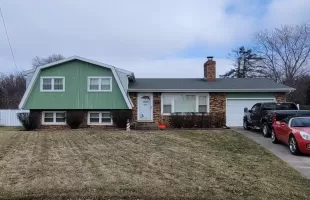 Madison Avenue, Dyer, Indiana, 3 Bedrooms Bedrooms, ,2 BathroomsBathrooms,Residential,Sale,Madison,GNR544763