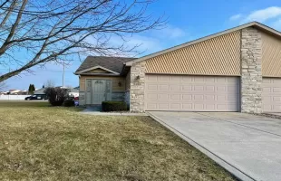 89th Court, Merrillville, Indiana, 2 Bedrooms Bedrooms, ,2 BathroomsBathrooms,Residential,Sale,89th,GNR544760