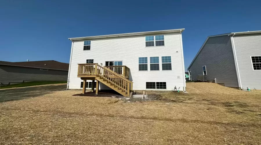 Illinois Place, Crown Point, Indiana, 4 Bedrooms Bedrooms, ,3 BathroomsBathrooms,Residential,Sale,Illinois,GNR545519
