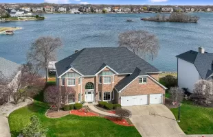 13213 Lakepoint Drive, Plainfield, Illinois 60585, 5 Bedrooms Bedrooms, ,4 BathroomsBathrooms,Residential,For Sale,Lakepoint,MRD11995847
