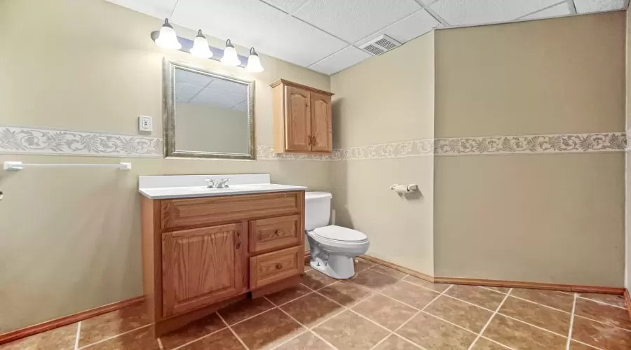 21303 Windy Hill Drive, Frankfort, Illinois 60423, 2 Bedrooms Bedrooms, ,3 BathroomsBathrooms,Residential,For Sale,Windy Hill,MRD12023202