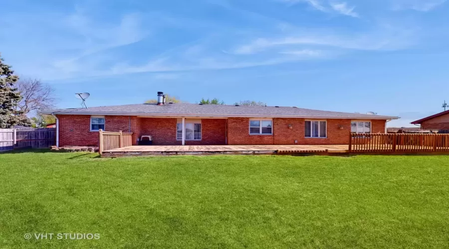 420 Dolly Drive, Manteno, Illinois 60950, 3 Bedrooms Bedrooms, ,2 BathroomsBathrooms,Residential,For Sale,Dolly,MRD12025811