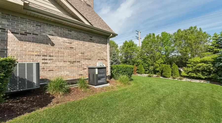 9868 Folkers Drive, Frankfort, Illinois 60423, 4 Bedrooms Bedrooms, ,4 BathroomsBathrooms,Residential,For Sale,Folkers,MRD12057409