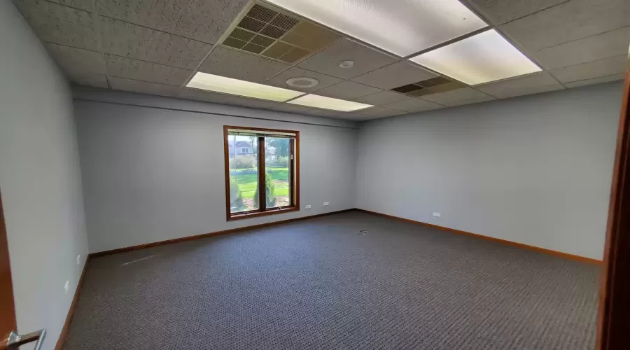 4900 Reilly Place, Lisle, Illinois 60532, ,Commercial Lease,For Rent,Reilly,MRD11924121