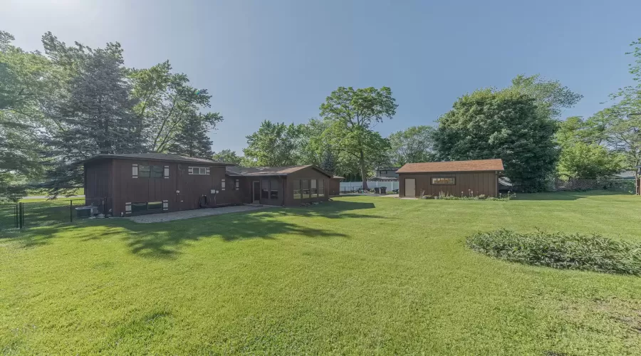 17131 Ozark Avenue, Tinley Park, Illinois 60477, 4 Bedrooms Bedrooms, ,3 BathroomsBathrooms,Residential,For Sale,Ozark,MRD12070501