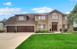 23030 Lakeview Estates Boulevard, Frankfort, Illinois 60423, 4 Bedrooms Bedrooms, ,3 BathroomsBathrooms,Residential,For Sale,Lakeview Estates,MRD12075089