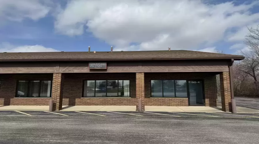 643 Dixie Highway, Beecher, Illinois 60401, ,Commercial Lease,For Rent,Dixie,MRD12103569