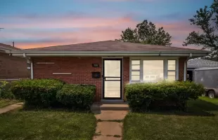 708 May Street, Calumet City, Illinois 60409, 3 Bedrooms Bedrooms, ,2 BathroomsBathrooms,Residential,For Sale,May,MRD12116595