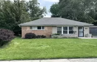 205 Mantua Street, Park Forest, Illinois 60466, 2 Bedrooms Bedrooms, ,1 BathroomBathrooms,Residential Lease,For Rent,Mantua,MRD12121511