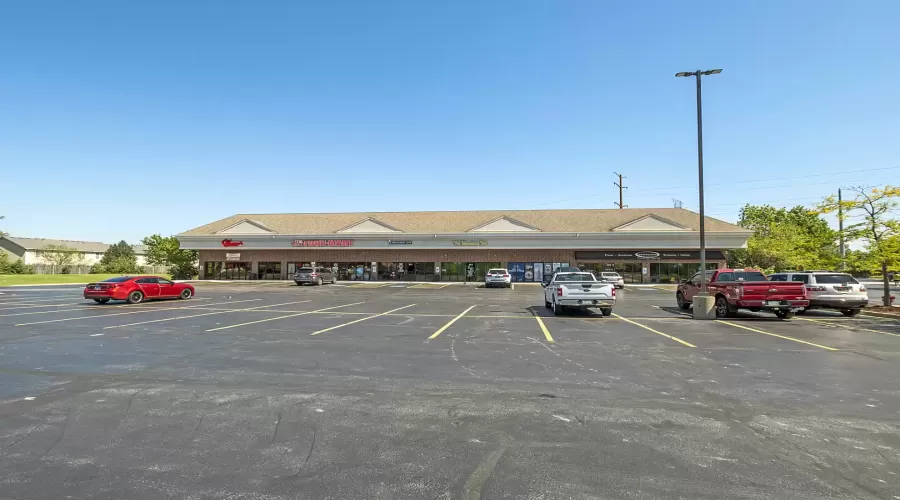 373 Budler Road, Romeoville, Illinois 60446, ,Commercial Lease,For Rent,Budler,MRD12125582