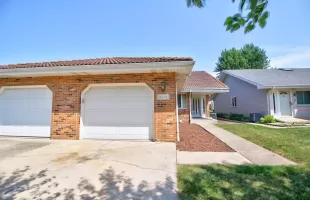 1408 PEACHTREE Lane, Lockport, Illinois 60441, 2 Bedrooms Bedrooms, ,2 BathroomsBathrooms,Residential Lease,For Rent,PEACHTREE,MRD12129466