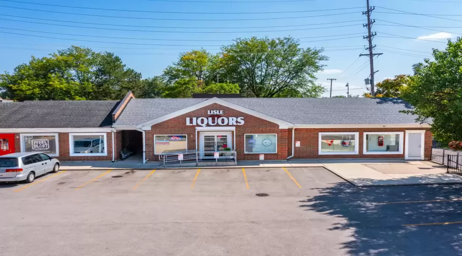 1045 Burlington Avenue, Lisle, Illinois 60532, ,Commercial Lease,For Rent,Burlington,MRD11856014