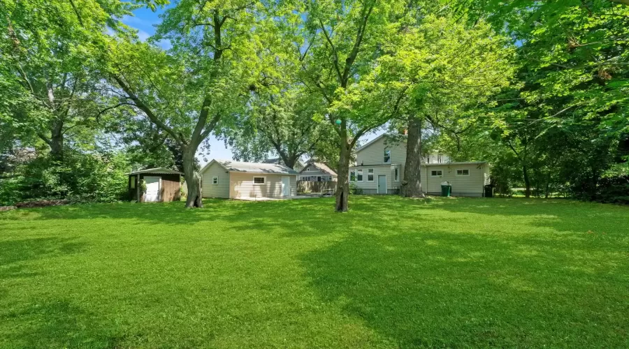 1019 Jefferson Street, Lockport, Illinois 60441, 5 Bedrooms Bedrooms, ,2 BathroomsBathrooms,Residential,For Sale,Jefferson,MRD12138645