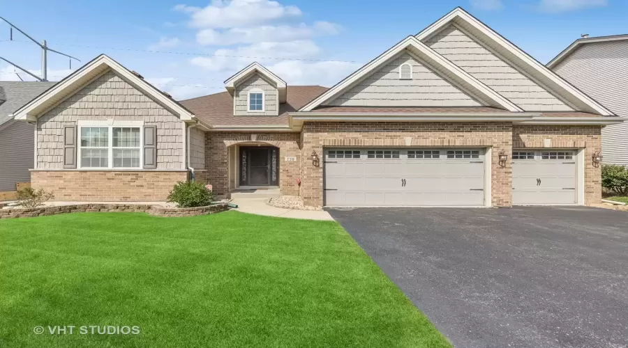 736 Sleepy Hollow Lane, Romeoville, Illinois 60446, 3 Bedrooms Bedrooms, ,3 BathroomsBathrooms,Residential,For Sale,Sleepy Hollow,MRD12130447