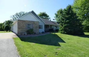 994 250, Chesterton, Indiana, 3 Bedrooms Bedrooms, ,3 BathroomsBathrooms,Residential,For Sale,250,NRA805936