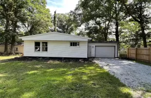 5713 Shady Lane, Knox, Indiana, 3 Bedrooms Bedrooms, ,2 BathroomsBathrooms,Residential Lease,For Rent,Shady,NRA807539