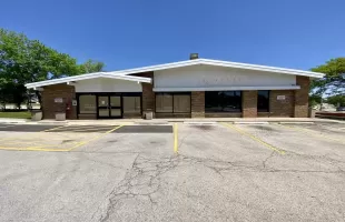 301 Cass Avenue, Westmont, Illinois 60559, ,Commercial Lease,For Rent,Cass,MRD12056311