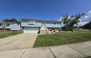 8585 Fairbanks Court, Crown Point, Indiana, 4 Bedrooms Bedrooms, ,3 BathroomsBathrooms,Residential Lease,For Rent,Fairbanks,NRA808487