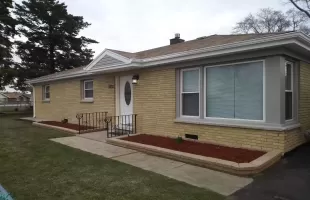 7701 Latrobe Avenue, Burbank, Illinois, 3 Bedrooms Bedrooms, ,Residential,For Sale,Latrobe,NRA432072