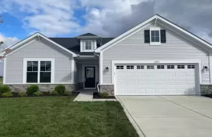 6783 Sky Drive, Schererville, Indiana, 2 Bedrooms Bedrooms, ,2 BathroomsBathrooms,Residential,For Sale,Sky,NRA539442