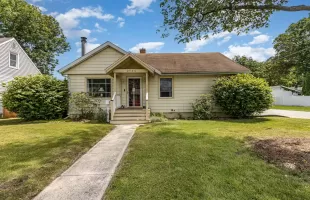 2946 Oakwood Avenue, Michigan City, Indiana, 3 Bedrooms Bedrooms, ,1 BathroomBathrooms,Residential,For Sale,Oakwood,NRA804773