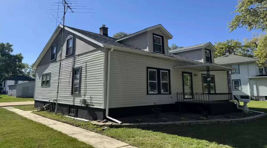 272 Fourth Street, Manteno, Illinois 60950, 4 Bedrooms Bedrooms, ,2 BathroomsBathrooms,Residential Lease,For Rent,Fourth,MRD12134524