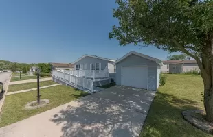 22733 Olympia Drive, Frankfort, Illinois 60423, 3 Bedrooms Bedrooms, ,2 BathroomsBathrooms,Manufactured In Park,For Sale,Olympia,MRD12145456