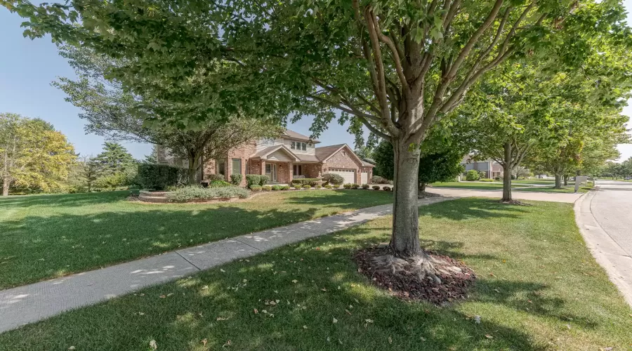 2941 Northwind Drive, New Lenox, Illinois 60451, 4 Bedrooms Bedrooms, ,4 BathroomsBathrooms,Residential,For Sale,Northwind,MRD12147188