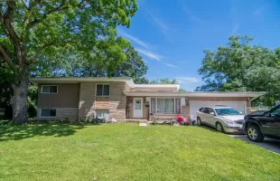 2221 Belmont Avenue, Joliet, Illinois 60432, 4 Bedrooms Bedrooms, ,2 BathroomsBathrooms,Residential Lease,For Rent,Belmont,MRD12148109