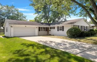 613 Katherine Street, Lockport, Illinois 60441, 3 Bedrooms Bedrooms, ,2 BathroomsBathrooms,Residential,For Sale,Katherine,MRD12148021